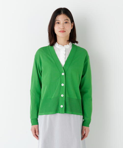 human woman（ヒューマンウーマン）の「◆コットン混ハイゲージＶネックカーディガン（カーディガン/ボレロ・レディース・グリーン/グレー/ネイビー・MEDIUM）」の17枚目の写真