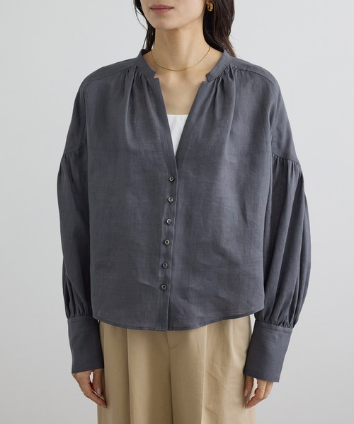 SALON adam et rope'（サロン アダム エ ロペ）の「GENTLE LINEN クロップドギャザーブラウス（シャツ/ブラウス・レディース・ホワイト/ブラック/ピンク/グレー・FREE）」の21枚目の写真