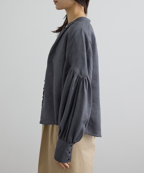 SALON adam et rope'（サロン アダム エ ロペ）の「GENTLE LINEN クロップドギャザーブラウス（シャツ/ブラウス・レディース・ホワイト/ブラック/ピンク/グレー・FREE）」の22枚目の写真