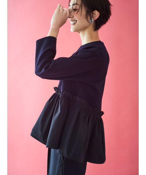 Mila Owen（ミラオーウェン）の「ペプラムブラウス×ワンタックパンツ　ＳＥＴＵＰ（ワンピース・レディース・ネイビー/ライトブルー/アイボリー・1/0）」の5枚目の写真