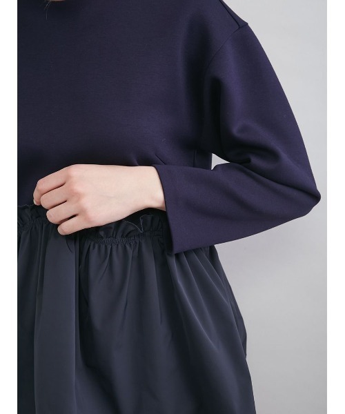 Mila Owen(ミラオーウェン)の「ペプラムブラウス×ワンタックパンツ SETUP(ワンピース・レディース・ネイビー/ライトブルー/アイボリー・1/0)」の12枚目の写真