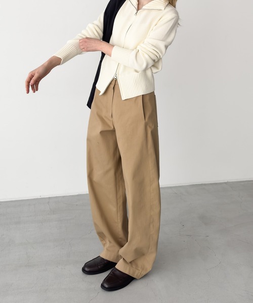 CANAL JEAN（キャナルジーン）の「El mar　サイドシームコットンパンツ（その他パンツ・レディース・ネイビー/ベージュ・MEDIUM/SMALL）」の6枚目の写真