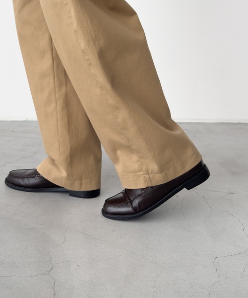 CANAL JEAN（キャナルジーン）の「El mar　サイドシームコットンパンツ（その他パンツ・レディース・ネイビー/ベージュ・MEDIUM/SMALL）」の13枚目の写真