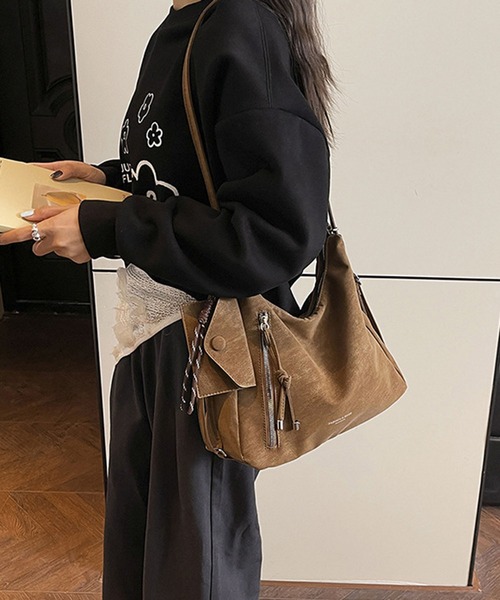 lulufa(ルルファ)の「ヴィンテージ マルチショルダーバッグ 2WAY仕様 リュック(ショルダーバッグ・レディース・ブラウン/キャメル/ブラック・FREE)」の21枚目の写真