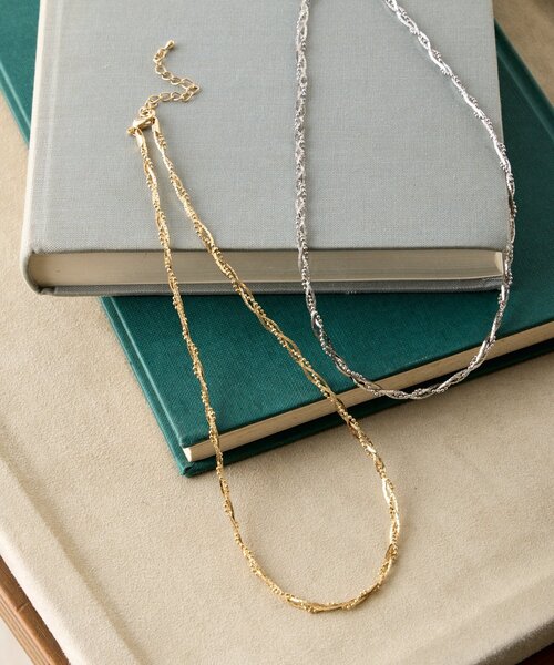 Jena espace merveilleux(ジェナ エスパスメルヴェイユ)の「ウェーブチェーンネックレス(リング・レディース・シルバー/ゴールド・FREE)」の2枚目の写真