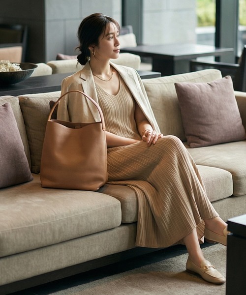 STYLE DELI（スタイルデリ）の「【DELI by】ミニマルバケットリアルレザーバッグ（ラージ）（トートバッグ・レディース・ブラウン/ブラック/キャメル・FREE）」の16枚目の写真