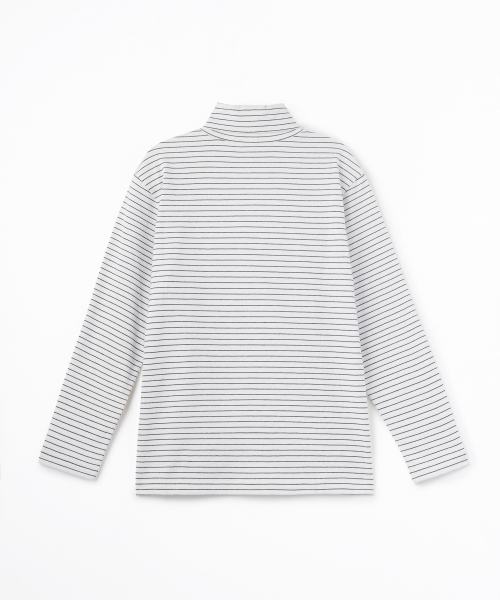 MUSINSA STANDARD KIDS（ムシンサスタンダードキッズ）の「ピンストライプタートルネック長袖Tシャツ[ホワイト/ブラック]（Tシャツ/カットソー・レディース・その他・150/120/140/130/110/100）」の3枚目の写真