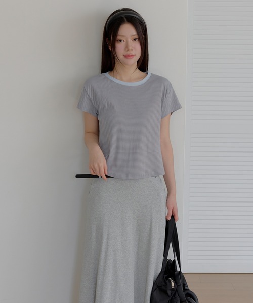 UNE MANSION(ユヌマンション)の「【UNE ORIGINAL】ベーシックバイカラーストライプリンガー半袖Tシャツ(Tシャツ/カットソー・レディース・グレー/スカイブルー/バーガンディー/クリーム・FREE)」の15枚目の写真