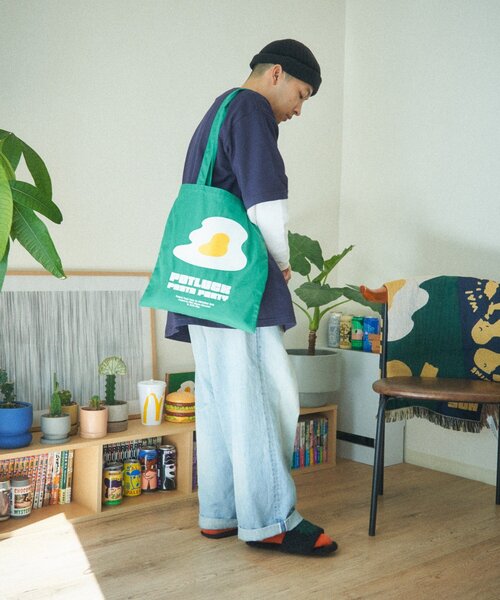 BIRTHDAY BAR（バースデイバー）の「【クリエイター「FLINT MASON」× BIRTHDAY BAR 初コラボ！】POTLUCK PASTA PARTYトートバッグ（トートバッグ・レディース・ベージュ/オレンジ/ブラック/グリーン・0）」の8枚目の写真