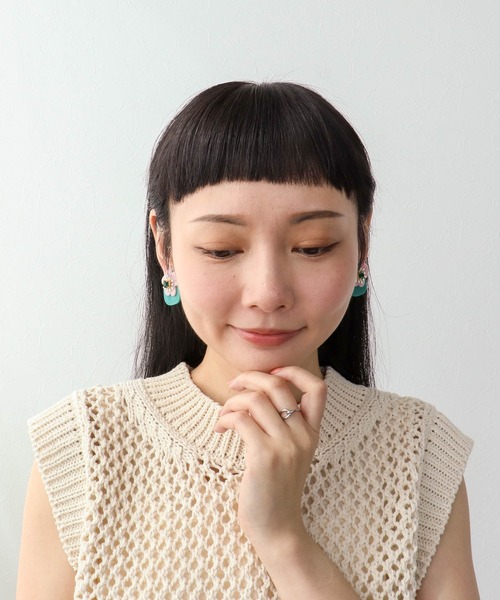 Three Four Time(スリーフォータイム)の「バイカラーアクリルフラワ-イヤリング(イヤリング・レディース・アイボリー/ピンク・FREE)」の15枚目の写真