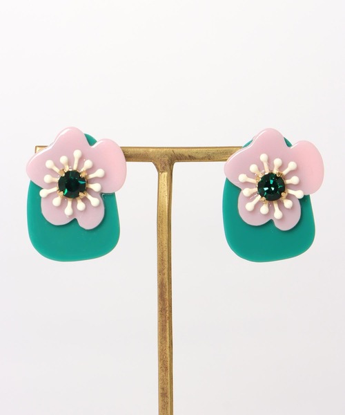 Three Four Time(スリーフォータイム)の「バイカラーアクリルフラワ-イヤリング(イヤリング・レディース・アイボリー/ピンク・FREE)」の6枚目の写真