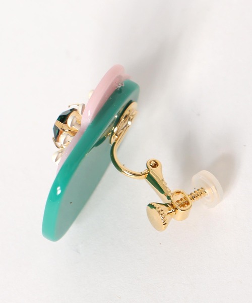 Three Four Time(スリーフォータイム)の「バイカラーアクリルフラワ-イヤリング(イヤリング・レディース・アイボリー/ピンク・FREE)」の9枚目の写真