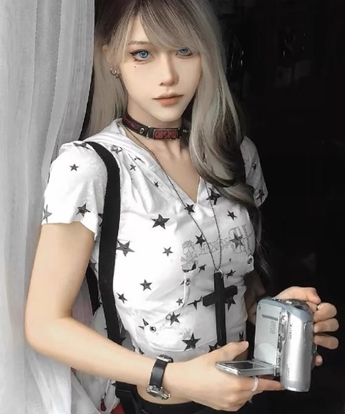 lilful(リルフル)の「【26年春夏新作】うさ耳付き スタードット柄 ラインストーンロゴ フード付きパーカー(Tシャツ/カットソー・レディース・ホワイト・F)」の4枚目の写真