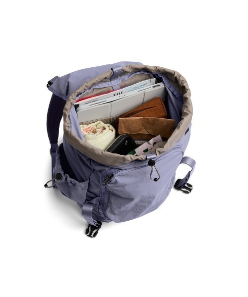 Bellroy（ベルロイ）の「Bellroy-バックパック/リュックサック Cinch Backpack（バックパック/リュック・メンズ・ブラック/ライトグリーン・ONE SIZE/ONESIZE）」の18枚目の写真