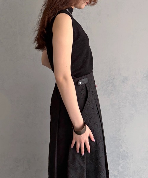 &g'aime（アンジェム）の「【&ｇ'aime 】ベーシックノースリニット　Basic Sleeveless Knit（ニット/セーター・レディース・アイボリー/ブラック系その他/ブラック・FREE）」の8枚目の写真