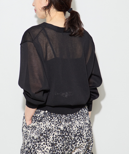 journal standard L'essage（ジャーナルスタンダードレサージュ）の「フォルムニットVネックカーディガン（カーディガン/ボレロ・レディース・ブルー系その他/ベージュ系その他/ブラック・FREE）」の8枚目の写真