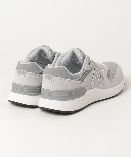NEW BALANCE(ニューバランス)の「Walking Fresh Foam X 880 v7(スニーカー・メンズ・グレー系その他・24.0cm/24.5cm/25.0cm/25.5cm/26.0cm/26.5cm/27.0cm/27.5cm/28.0cm/28.5cm/29.0cm/30.0cm)」の3枚目の写真