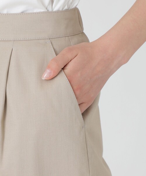 BLUE LABEL CRESTBRIDGE（ブルーレーベルクレストブリッジ）の「ライトスラブシャンブレーワイドパンツ（その他パンツ・レディース・ベージュ系その他・36/38）」の7枚目の写真