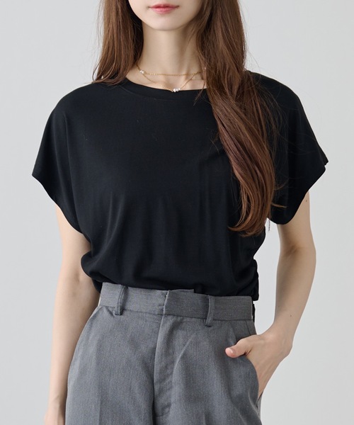 DAYRA(デイラ)の「ソリッドカラー サイド タック 半袖 プルオーバー(Tシャツ/カットソー・レディース・イエロー/ラベンダー/ベージュ/ホワイト/ブラック/グレー・FREE)」の8枚目の写真
