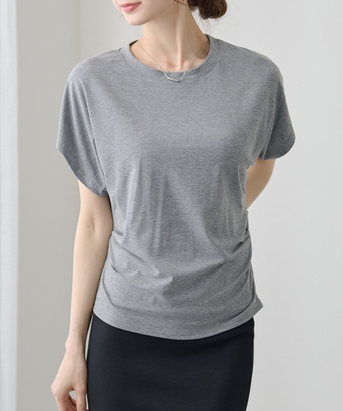 DAYRA(デイラ)の「ソリッドカラー サイド タック 半袖 プルオーバー(Tシャツ/カットソー・レディース・イエロー/ラベンダー/ベージュ/ホワイト/ブラック/グレー・FREE)」の12枚目の写真