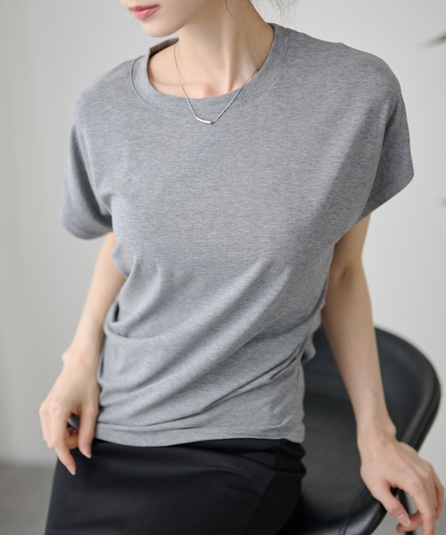 DAYRA(デイラ)の「ソリッドカラー サイド タック 半袖 プルオーバー(Tシャツ/カットソー・レディース・イエロー/ラベンダー/ベージュ/ホワイト/ブラック/グレー・FREE)」の16枚目の写真