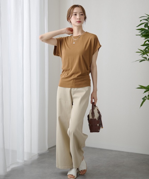 DAYRA(デイラ)の「ソリッドカラー サイド タック 半袖 プルオーバー(Tシャツ/カットソー・レディース・イエロー/ラベンダー/ベージュ/ホワイト/ブラック/グレー・FREE)」の20枚目の写真