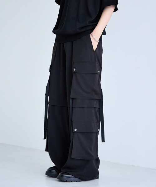 RAGEBLUE(レイジブルー)の「Design Cargo Wide Straight Pants / PEカーゴワイドストレートパンツ(カーゴパンツ・メンズ・ブラック/グレー・LARGE/MEDIUM)」の2枚目の写真