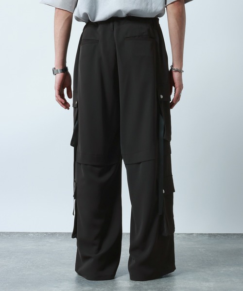 RAGEBLUE(レイジブルー)の「Design Cargo Wide Straight Pants / PEカーゴワイドストレートパンツ(カーゴパンツ・メンズ・ブラック/グレー・LARGE/MEDIUM)」の10枚目の写真