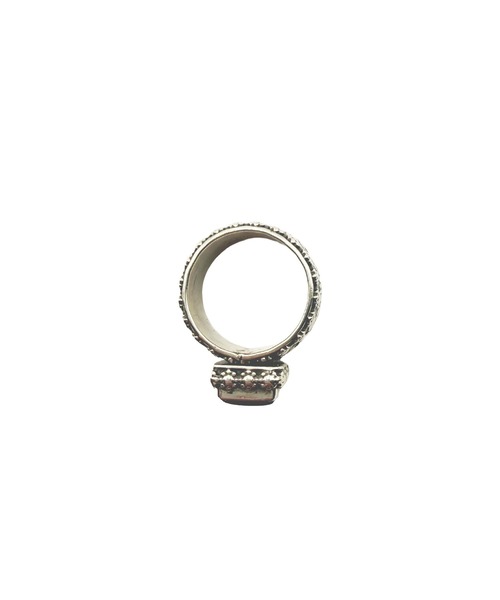 Indian Jewelry(インディアンジュエリー)の「THEATER シアター スクエアストーンネイティブデザインシルバーリング Made in USA(リング・レディース・シルバー・#11/#13)」の2枚目の写真