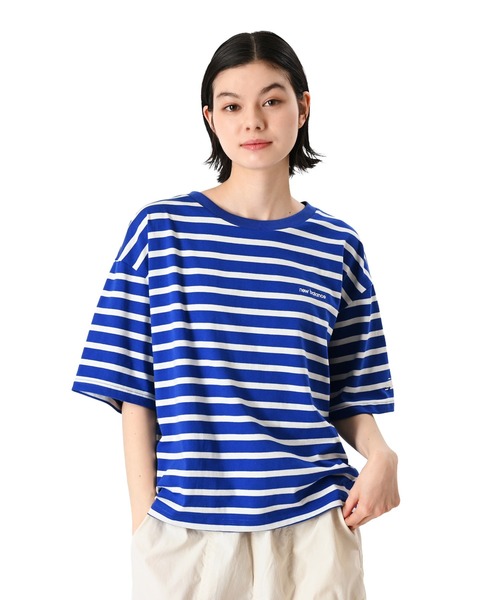 NEW BALANCE(ニューバランス)の「シューパッチストレイプドショートスリーブ(Tシャツ/カットソー・レディース・ロイヤルブルー・X-LARGE/LARGE/MEDIUM/SMALL)」の1枚目の写真