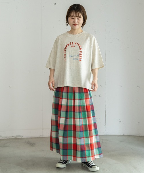 POU DOU DOU(プードゥドゥ)の「アーチロゴプリントラグランプルオーバー(Tシャツ/カットソー・レディース・オートミール/ネイビー/レッド・3)」の7枚目の写真
