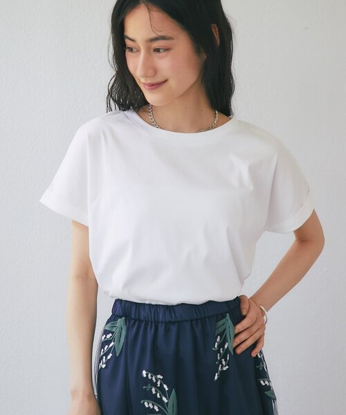 La boutique BonBon(ラブティックボンボン)の「ターンバックカットソー(Tシャツ/カットソー・レディース・ネイビー/オフホワイト/ピンク/ブラック/モカ・FREE)」の7枚目の写真