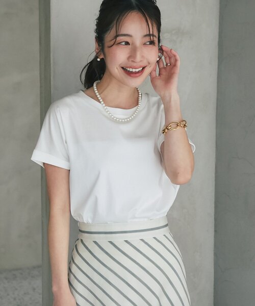 La boutique BonBon(ラブティックボンボン)の「ターンバックカットソー(Tシャツ/カットソー・レディース・ネイビー/オフホワイト/ピンク/ブラック/モカ・FREE)」の12枚目の写真