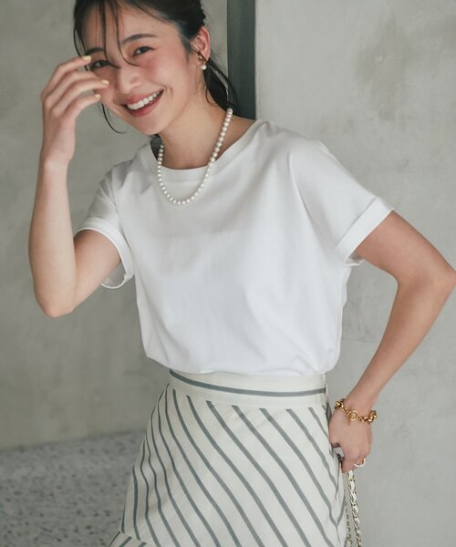 La boutique BonBon(ラブティックボンボン)の「ターンバックカットソー(Tシャツ/カットソー・レディース・ネイビー/オフホワイト/ピンク/ブラック/モカ・FREE)」の13枚目の写真