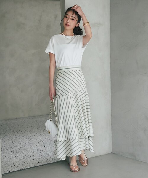 La boutique BonBon(ラブティックボンボン)の「ターンバックカットソー(Tシャツ/カットソー・レディース・ネイビー/オフホワイト/ピンク/ブラック/モカ・FREE)」の16枚目の写真