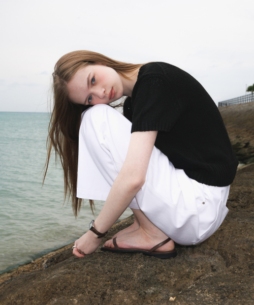 DEHEVE（デヘヴェ）の「Boucle Short Sleeve Cardigan [Black]（カーディガン/ボレロ・レディース・ブラック・OS）」の2枚目の写真