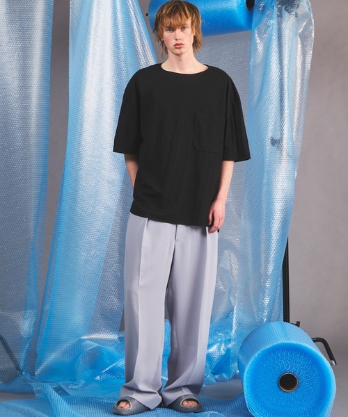 MAISON SPECIAL（メゾンスペシャル）の「《UNISEX》Woven-like Smooth Prime-Over Short-sleeved T-shirt/ウーブンライクスムースプライムオーバーショートスリーブTシャツ【MAISON SPECIAL/メゾンスペシャル】（Tシャツ/カットソー・メンズ・ブラック/マスタード・2/1/0）」の4枚目の写真