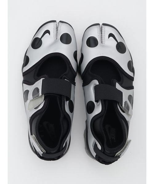 NIKE(ナイキ)の「【NIKE】W AIR RIFT(サンダル・レディース・シルバー・22/23/24/25/26)」の4枚目の写真