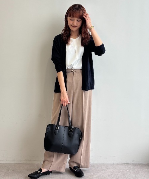 GALLORIA(ギャローリア)の「【接触冷感】ネックレス付Vネックプルオーバー(Tシャツ/カットソー・レディース・ホワイト/ブラック/ピンク・L/LL/M/S)」の4枚目の写真
