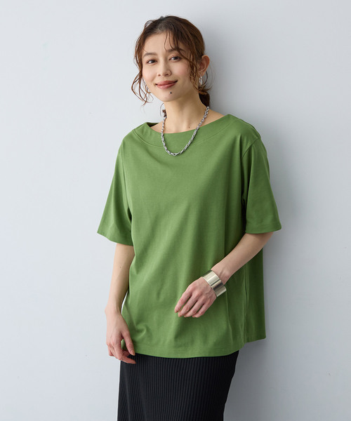 anyfee（エニフィー）の「【anyfee/大きいサイズ】着てサラ汗じみ防止ボートネックTシャツ《接触冷感・吸水速乾》（2026SS）（Tシャツ/カットソー・レディース・チャコール/ブルー/グリーン/ブラック/ピンク/オフホワイト・LL/3L/4L/5L）」の11枚目の写真