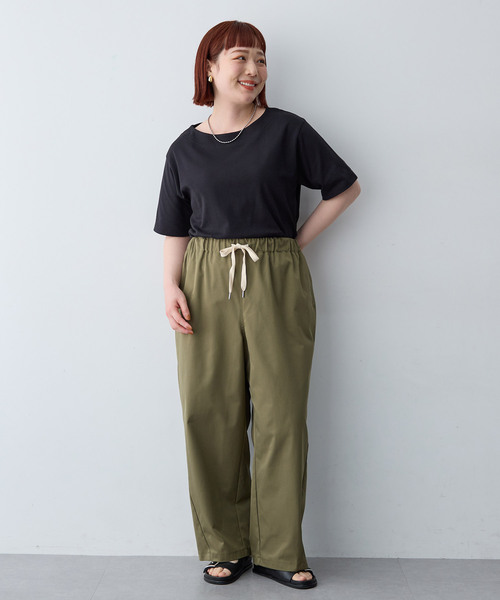 anyfee（エニフィー）の「【anyfee/大きいサイズ】着てサラ汗じみ防止ボートネックTシャツ《接触冷感・吸水速乾》（2026SS）（Tシャツ/カットソー・レディース・チャコール/ブルー/グリーン/ブラック/ピンク/オフホワイト・LL/3L/4L/5L）」の20枚目の写真