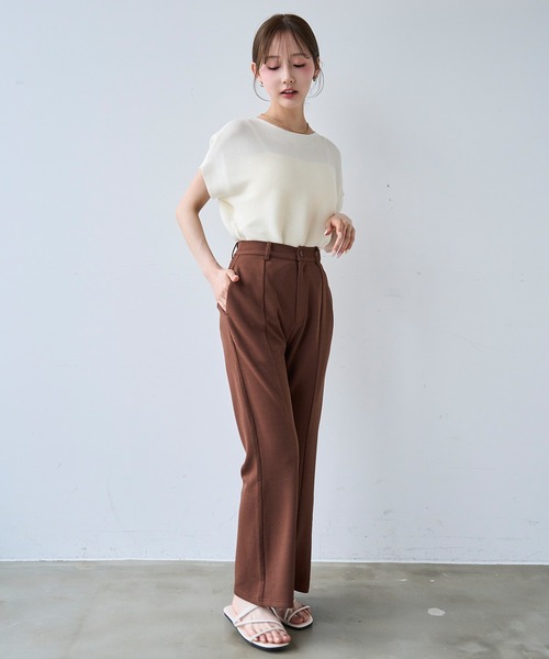 mil(ミル)の「アシンメトリーボタンニット【587276】(ニット/セーター・レディース・オフホワイト/ブラック/チャコールグレー・ONE SIZE)」の12枚目の写真