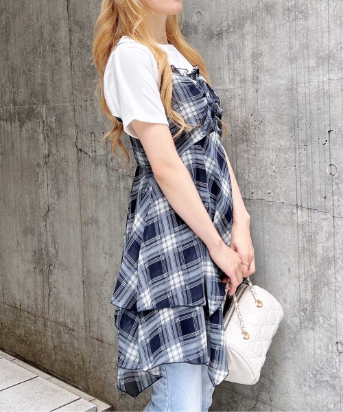 INGNI（イング）の「シアーチェックイレヘムミニキャミワンピース（ワンピース・レディース・ホワイト系9/ブラック系/ネイビー系2・M）」の6枚目の写真
