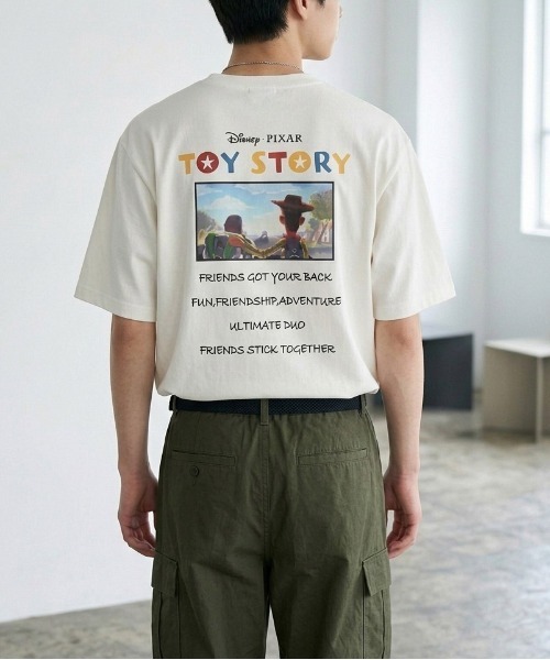 Disney(ディズニー)の「【DISNEY/ディズニー】TOY STORY フロント&バックプリント&キャラクタープリント 半袖Tシャツ (DRY) ユニセックス(Tシャツ/カットソー・メンズ・ダークグリーン/グレイッシュベージュ/スミクロ/オフホワイト・LARGE/MEDIUM)」の15枚目の写真