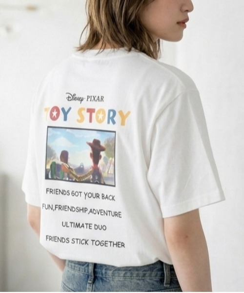 Disney(ディズニー)の「【DISNEY/ディズニー】TOY STORY フロント&バックプリント&キャラクタープリント 半袖Tシャツ (DRY) ユニセックス(Tシャツ/カットソー・メンズ・ダークグリーン/グレイッシュベージュ/スミクロ/オフホワイト・LARGE/MEDIUM)」の11枚目の写真