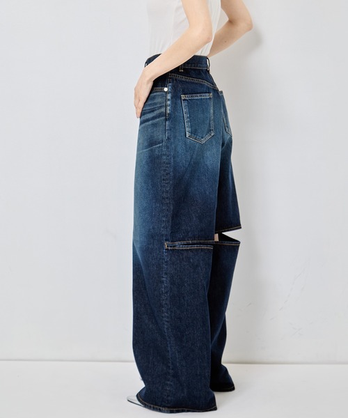 JOHN LAWRENCE SULLIVAN(ジョンローレンスサリバン)の「【JOHN LAWRENCE SULLIVAN/ジョンローレンスサリバン】《STUDIOUS別注》 WASHED DENIM CUT OUT WIDE PANTS/ウォッシュドデニムカットアウトワイドパンツ(デニムパンツ・レディース・ブラック/ダークインディゴブルー・XS/M/S)」の20枚目の写真