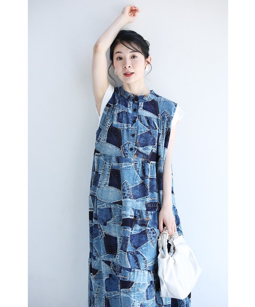 cawaii(カワイイ)の「涼やかなデニムパッチワーク風プリントミディアムワンピース(紐ベルト付き)(ワンピース・レディース・ブルー・FREE)」の15枚目の写真