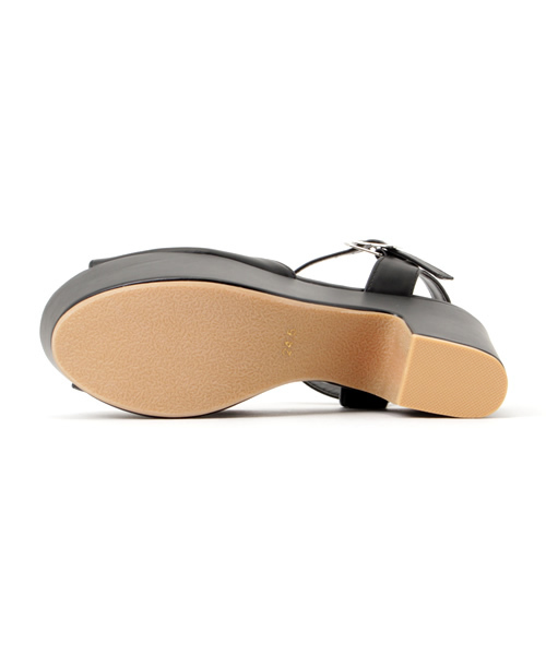 earth music&ecology（アースミュージックアンドエコロジー）の「【2016Summer】厚底サンダル（サンダル・レディース・ブラック/シルバー/ホワイト・23cm/24cm/23.5cm/22.5cm/24.5cm）」の5枚目の写真