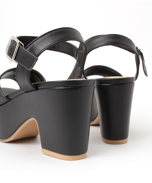 earth music&ecology（アースミュージックアンドエコロジー）の「【2016Summer】厚底サンダル（サンダル・レディース・ブラック/シルバー/ホワイト・23cm/24cm/23.5cm/22.5cm/24.5cm）」の11枚目の写真