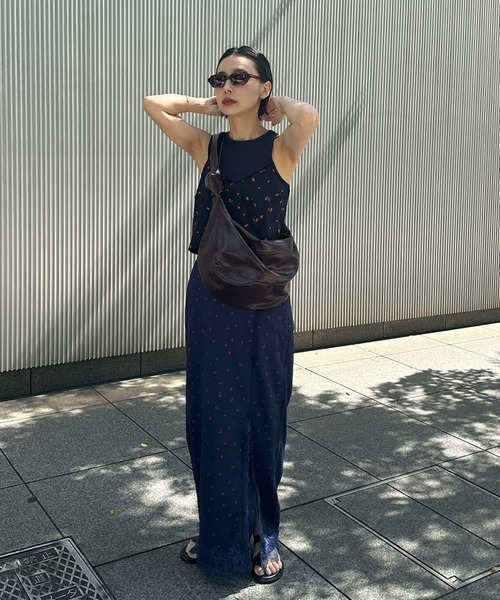 Ameri(アメリ)の「MEDI FRUIT DOT VEIL SKIRT(スカート・レディース・ネイビー/ブラック/アイボリー・MEDIUM/SMALL)」の14枚目の写真